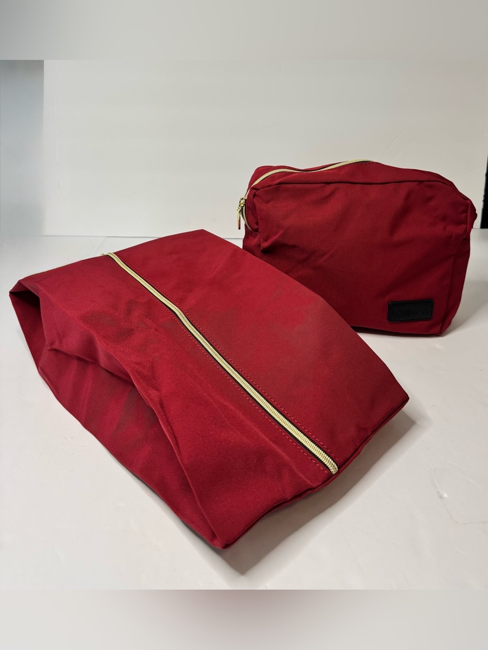 Lovevook Red Travel Set, Zippered Toiletry Bag & Shoe Bag